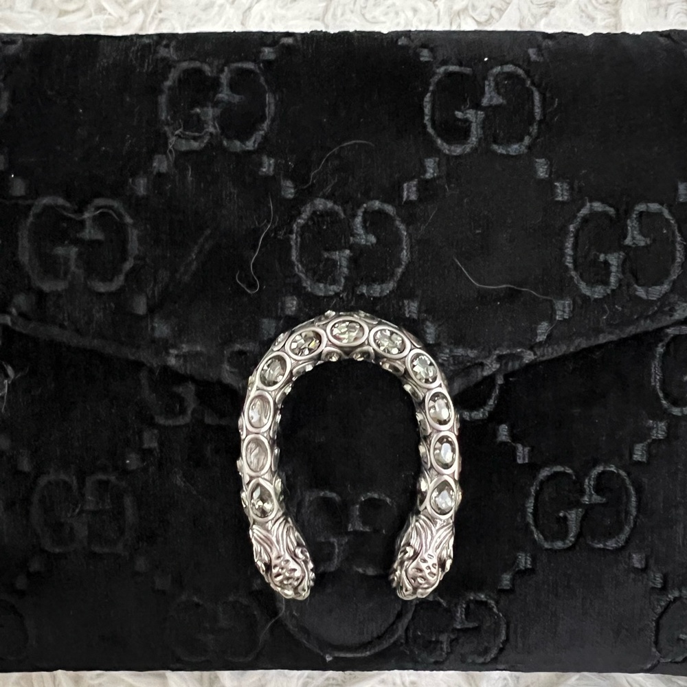 gucci dionysus velvet crossbody wallet